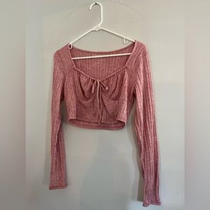 Women’s long sleeve pink sweater